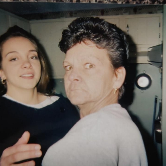 Meet your Posher, Melanie - Picture 14 of 16